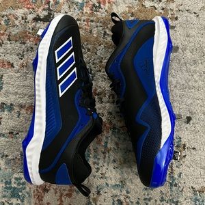 Men’s Adidas baseball Cleats